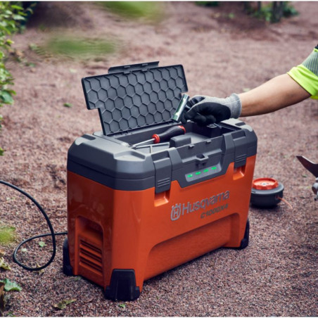 Chargeur de batterie portable Husqvarna 40-C1000X4