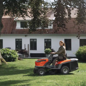 Tracteur tondeuse à batterie Husqvarna TC100i